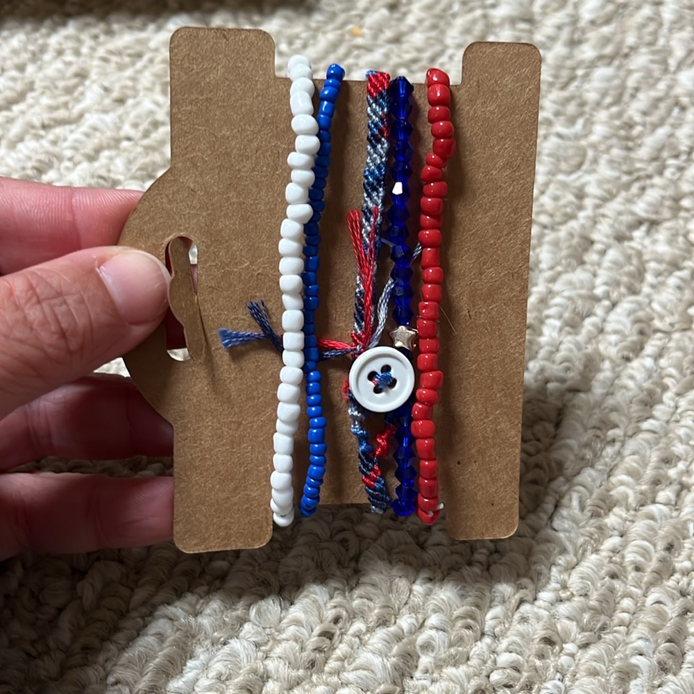 Bracelet stack 💙 - Picture 2 of 2